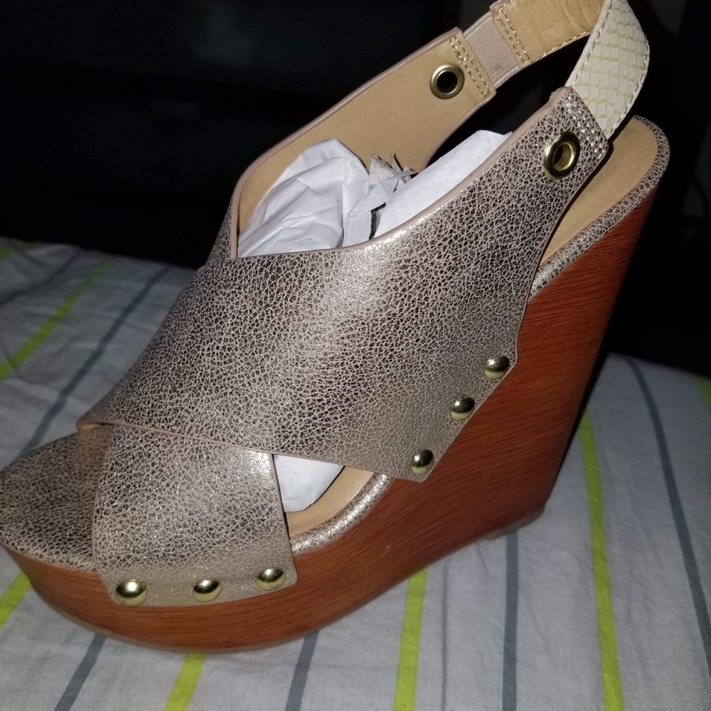 Brand new wedges
